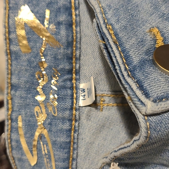 Host Pick NWT SEVEN7 JEANS Bombshell High Rise Bootcut Plus Size - Picture 6 of 11